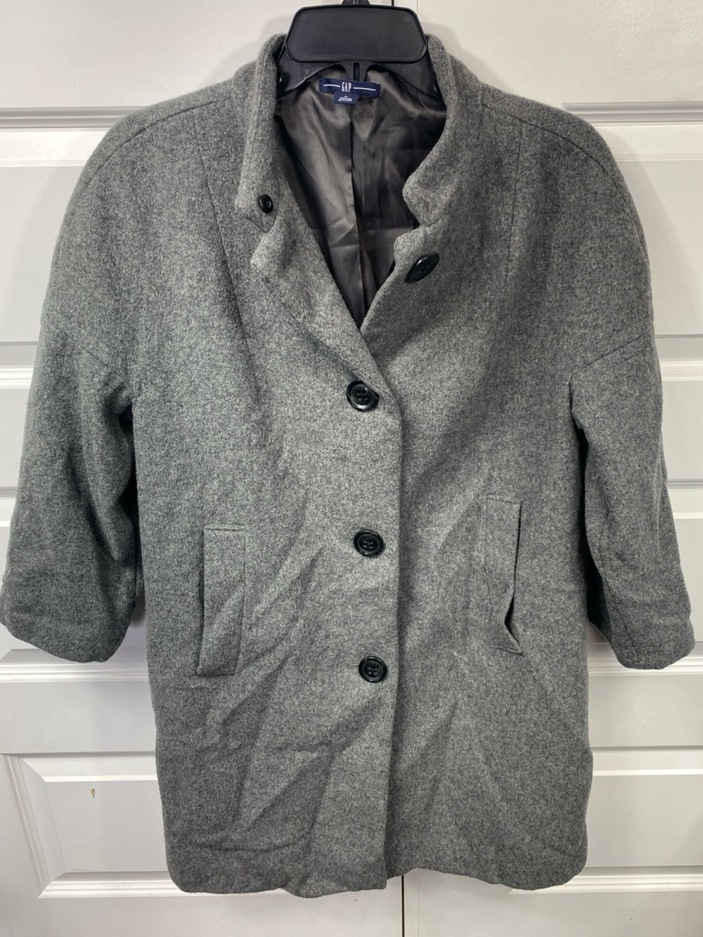Wool Pea Coat Gap Women’s  M. 3/4 Sleeve Big Buttons Grey Medium Classy Lined